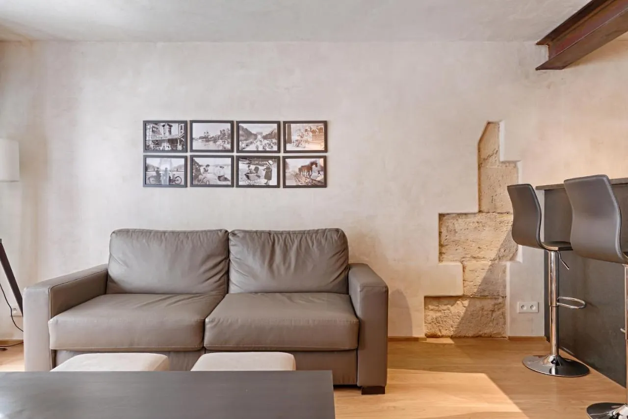 Luxurious & Design Flat 2Br/8P- Boulevard Saint Germain París Francia
