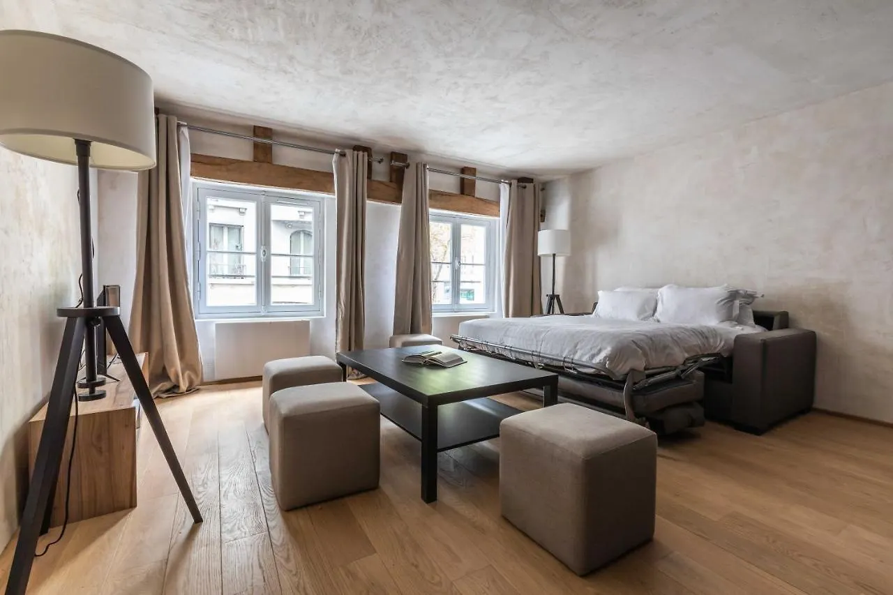 Luxurious & Design Flat 2Br/8P- Boulevard Saint Germain París 0*,