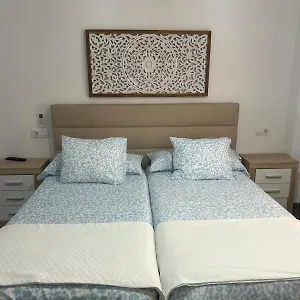 https://precioso-apartamento-en-urbanizacin-tranquila.es-andalucia.com